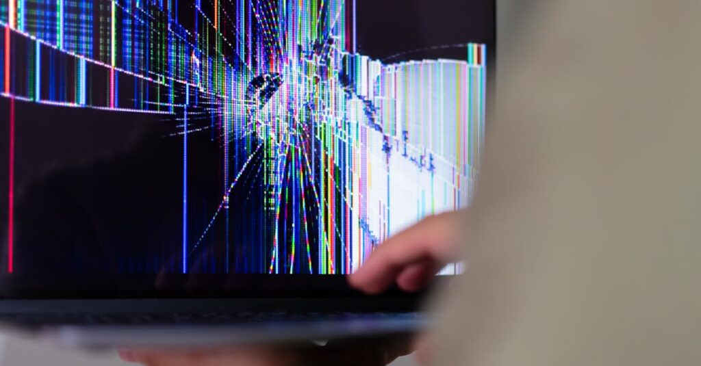 Imagem conceitual mostrando erros técnicos no TikTok em crescimento digital