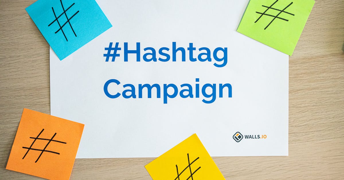 Ferramentas digitais analisando conteúdo