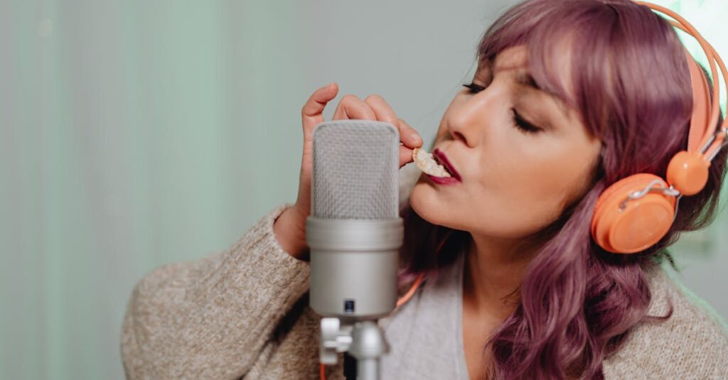 Tela de computador exibindo vídeo viral no YouTube com gráfico de crescimento